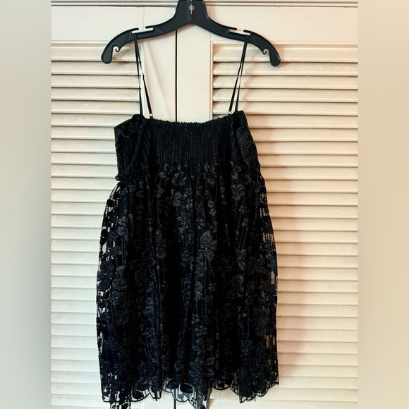 NWT FREE PEOPLE BLACK & SILVER FLORAL LACE BABY-DOLL DRESS SIZE SMALL ORIG $168 - Picture 2 of 7